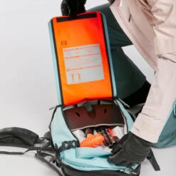 WEDZE SKI SNOWBOARD BACKPACK WITH BACK PROTECTOR - BP SKI FR500 DEFENSE M/S -Ski Gear Store kda8c5d898462f9c9eeca6930fd390180