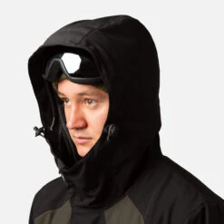 Zero Hypadri Jacket Black -Ski Gear Store kdf73f41d157c7aa658412bfef26ab376